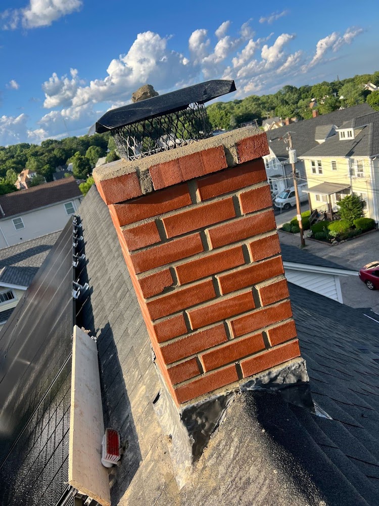 Best Roofing And Siding offering chimney services in Hyde Park