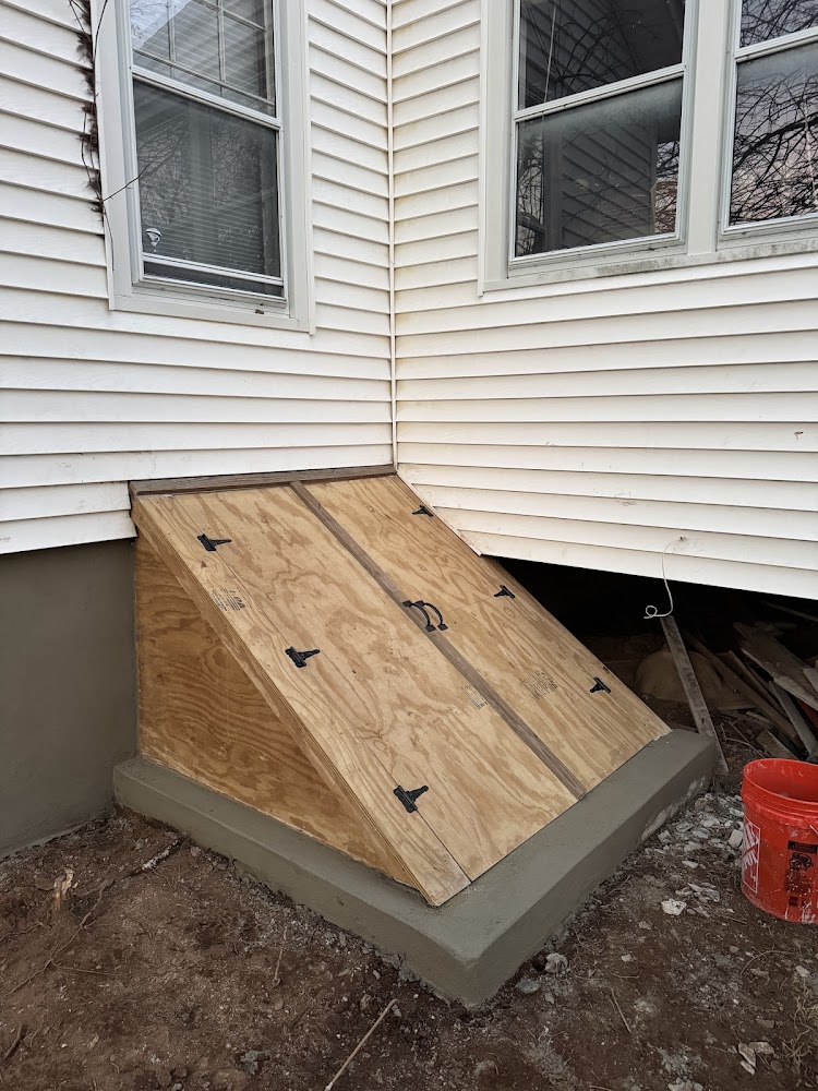 Ct Masonry And Roofing offering chimney services in Glastonbury