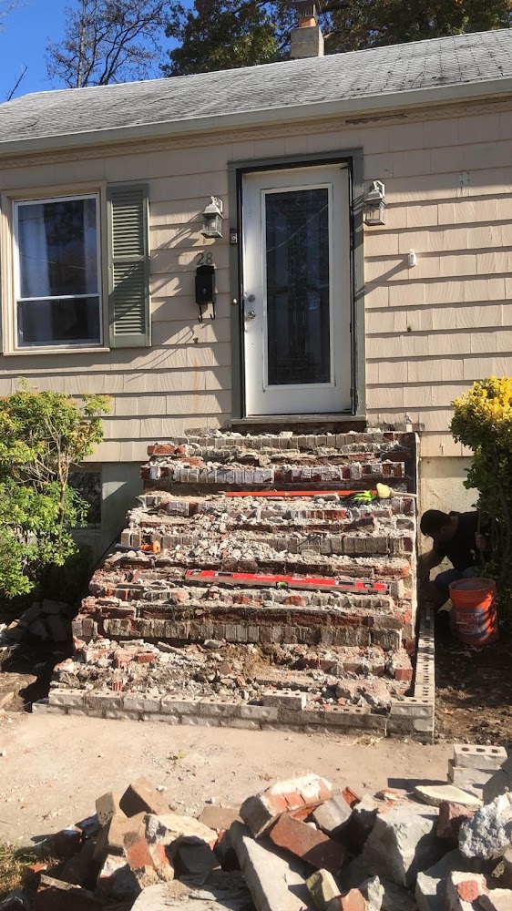 Master Pro Roofing & Chimney offering chimney services in Englewood