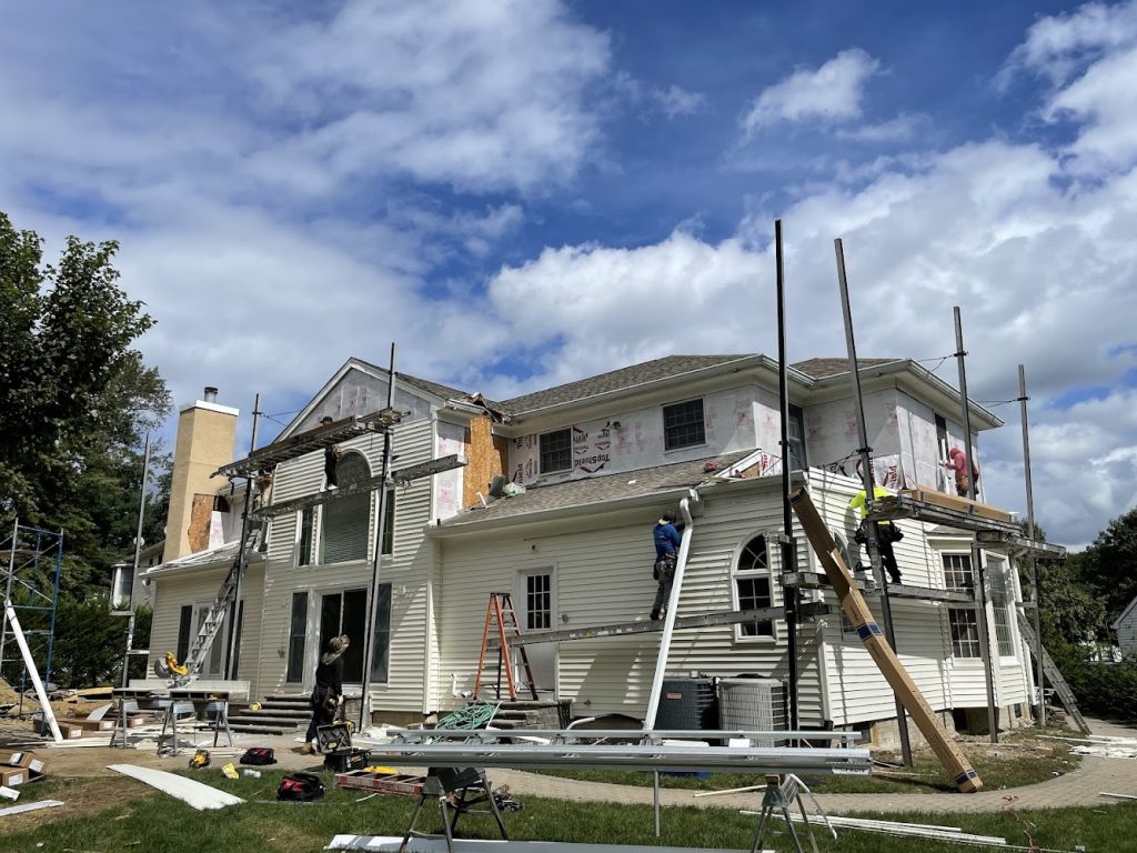 Skyline Construction Group offering chimney services in Fort Lee